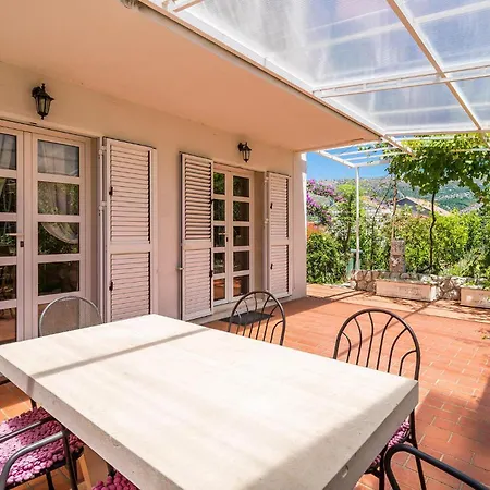 Lovely In Veliki With Wifi * Zaton (Dubrovnik-Neretva)